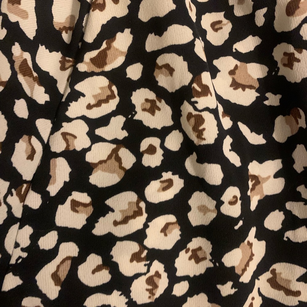 Cute flared patterned blouse - Picture 3 of 4